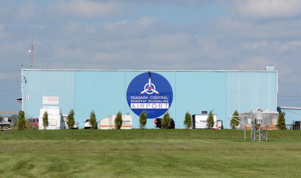 image of Niagara Central Dorothy Rungeling Airport