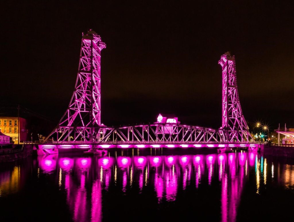 Main Street vertical lift bridge